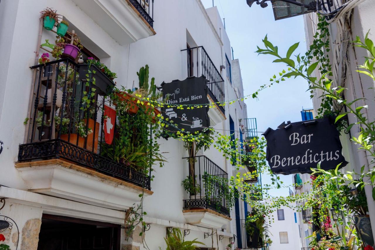Dios Esta Bien Hotel Peniscola Exterior photo